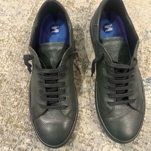 Stylish Black Leather Men's Shoes